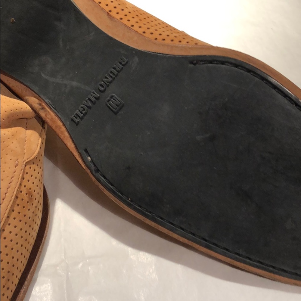 Shoes - Picture 5 of 5